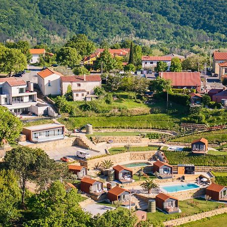 Wine Paradise - Glamping Resort มาเรซิเก ภายนอก รูปภาพ