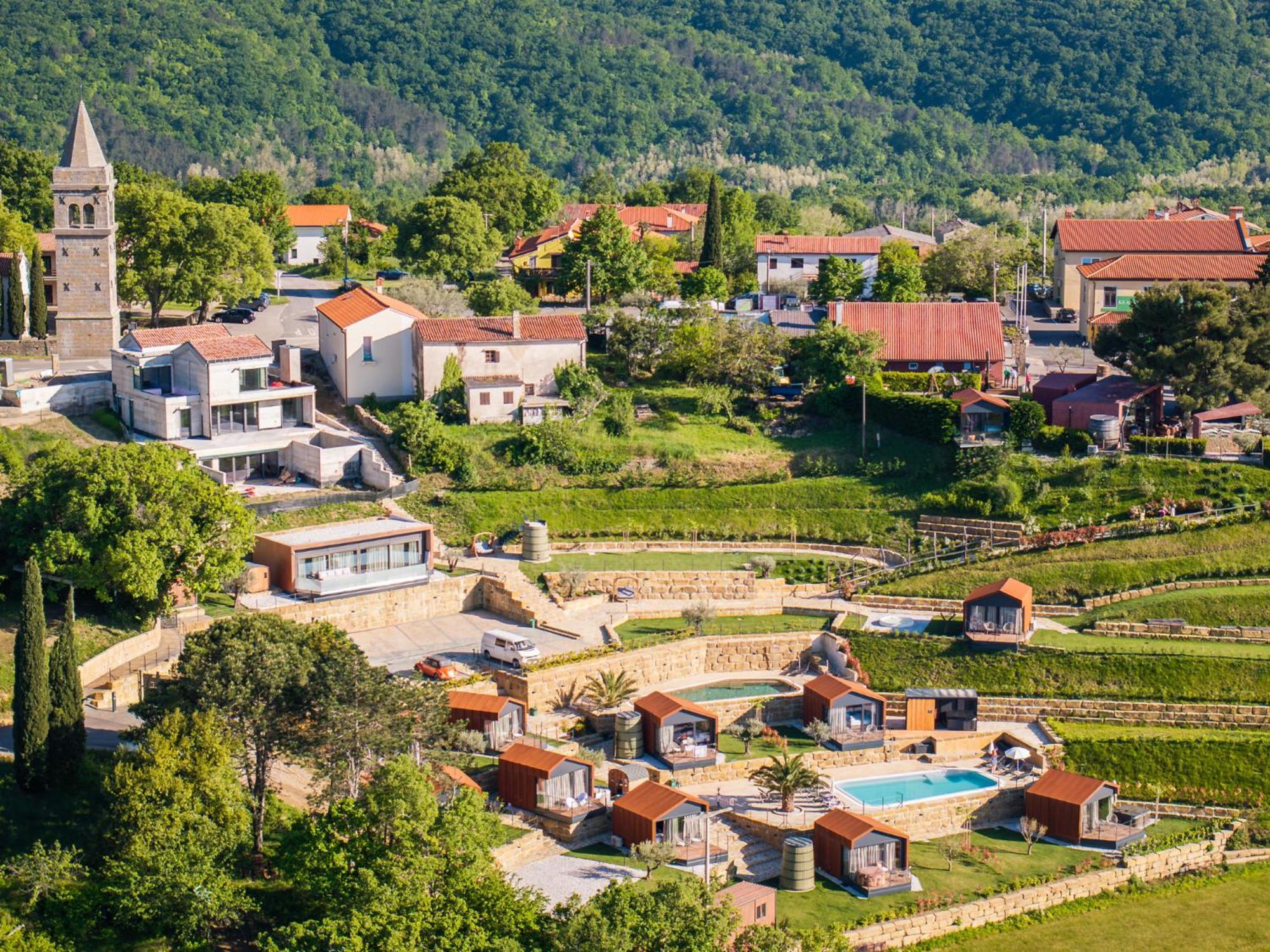 Wine Paradise - Glamping Resort มาเรซิเก ภายนอก รูปภาพ
