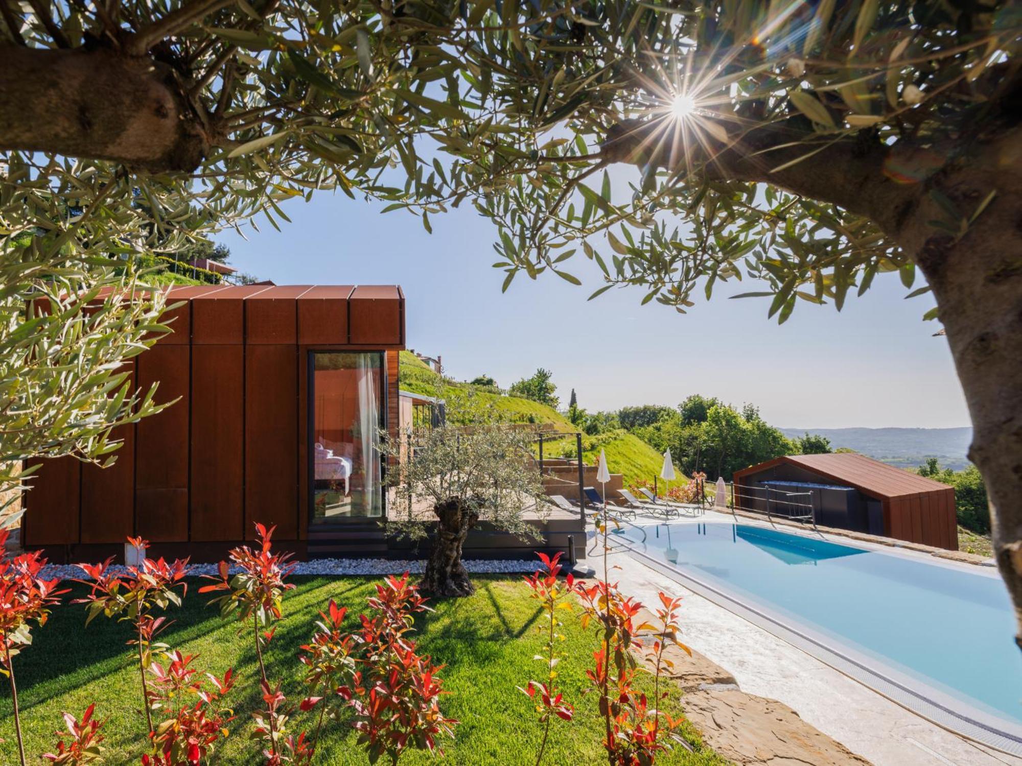 Wine Paradise - Glamping Resort มาเรซิเก ภายนอก รูปภาพ